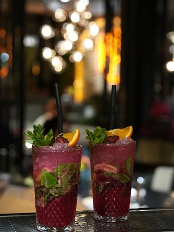 رستوران و کافه بین‌المللی لگاسی (Legacy)